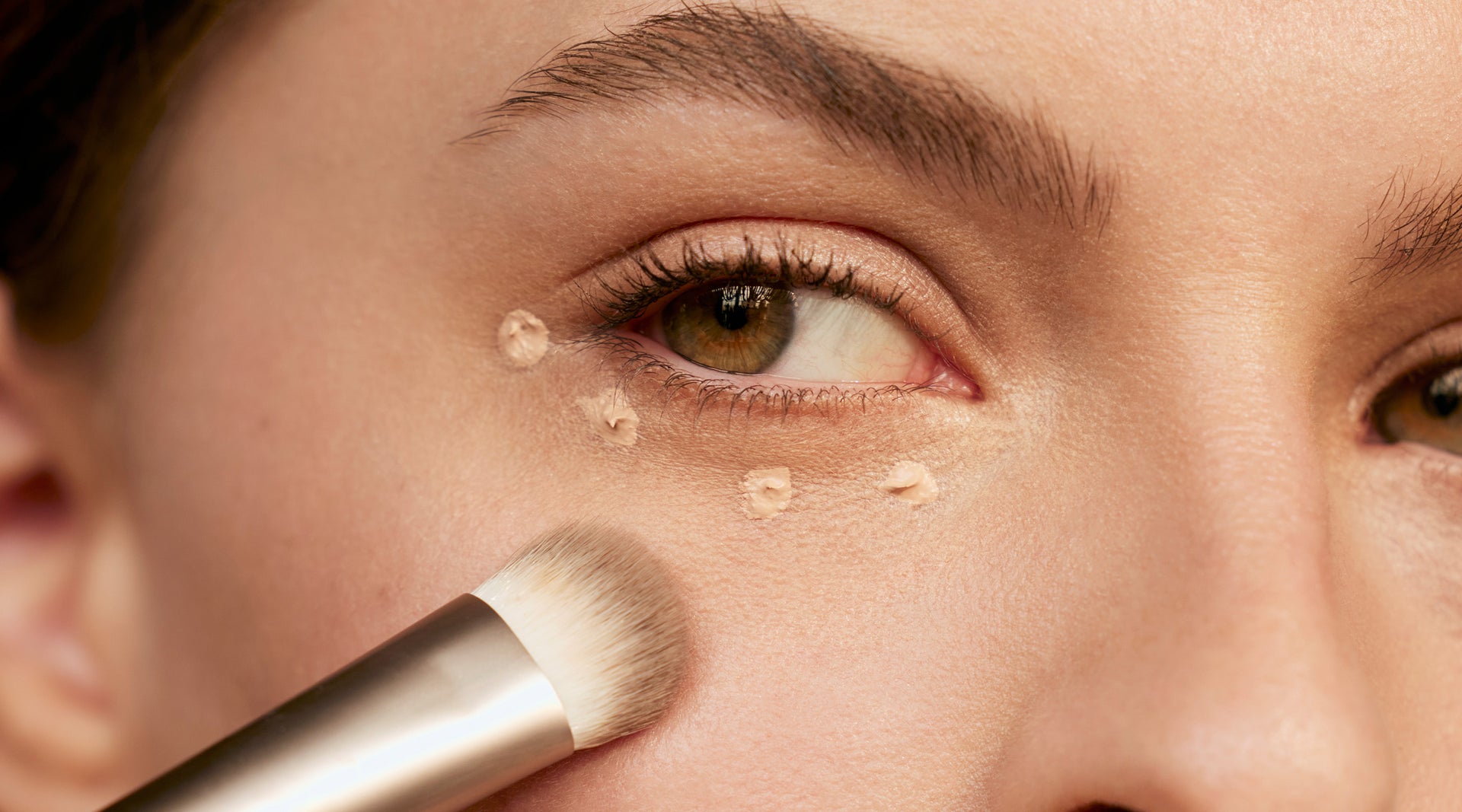 How to Choose The Best Concealer Shade For Your Complexion